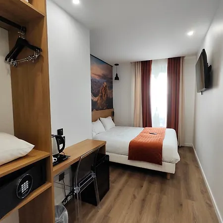 55 Montparnasse Otel 3*