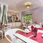 Hotel 55 Montparnasse Parijs