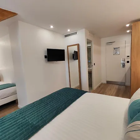55 Montparnasse Hotel