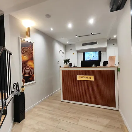 蒙帕纳斯55号酒店 酒店 3*