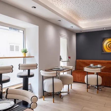 55 Montparnasse Hotel