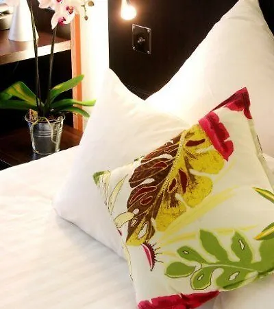 55 Montparnasse Hotel