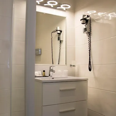 55 Montparnasse Hotel Paris