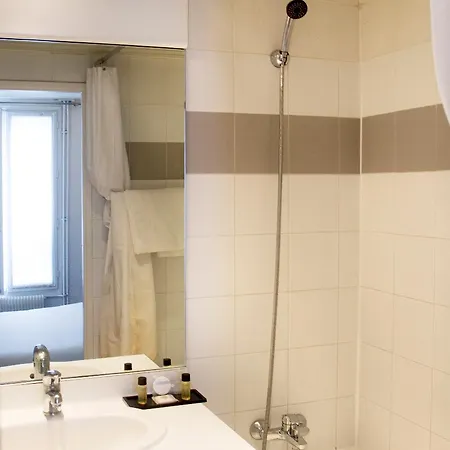 55 Montparnasse Hotel