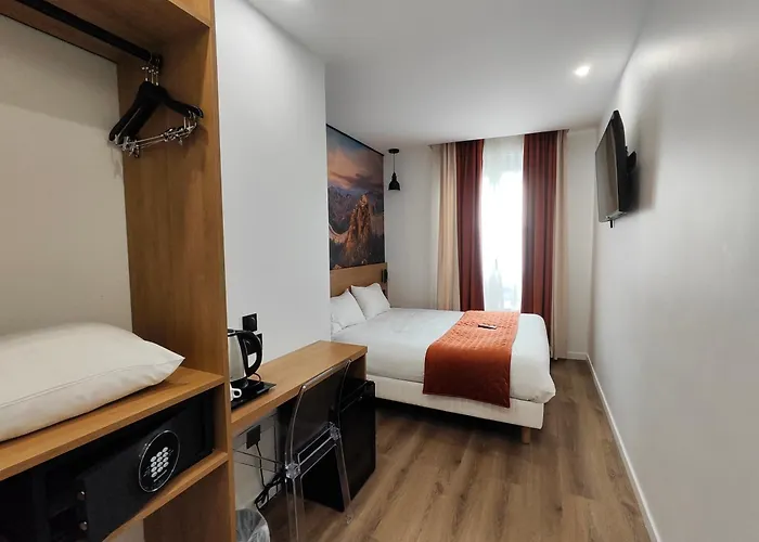 55 Montparnasse Hotel 3*