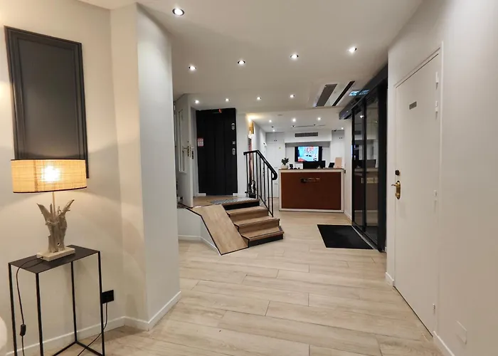 55 Montparnasse Hotel